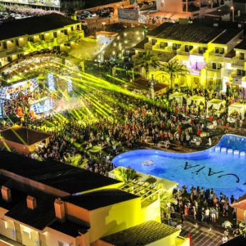 The World’s Best Pool Parties